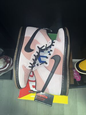 DH7742-600 KCDC Brooklyn Skateshop Nike SB Dunk High Pink Black
