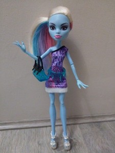 abbey bominable doll