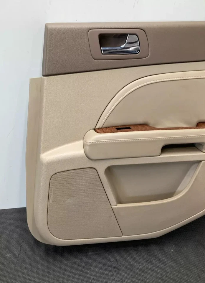 05-11 Cadillac STS Conjunto de moldura de panel de puerta interior derecha OEM 8951100000 Foto 3 de 4