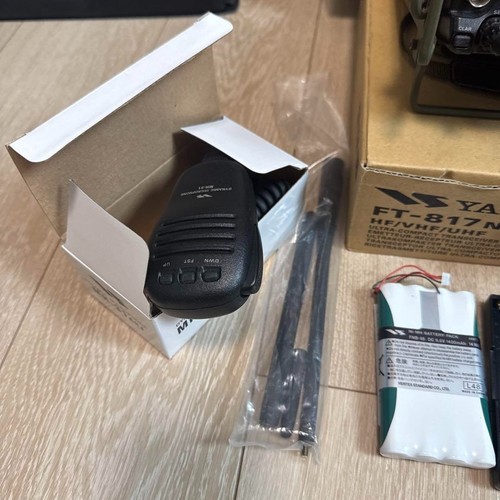 【UŻYWANY】 Yaesu FT-817ND HF / VHF / UHF Ham Radio Odbiornik Dobry przetestowany stan - Zdjęcie 3 z 7