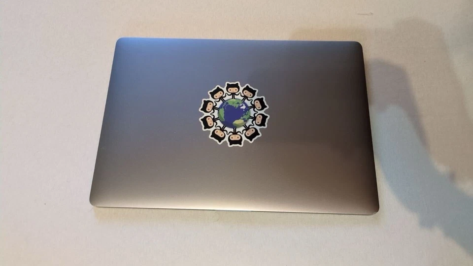 Apple MacBook Pro 16" (512GB SSD, Intel Core i7 9ª generazione, 2,60 GHz, 16GB) - Immagine 4 di 4