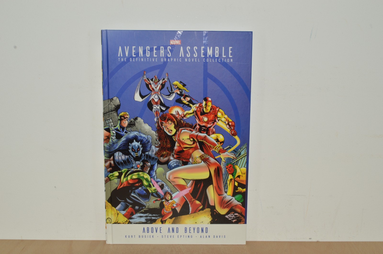 Avengers Assemble #41 Above and Beyond - Kurt Busiek / Steve Epting (#V1)