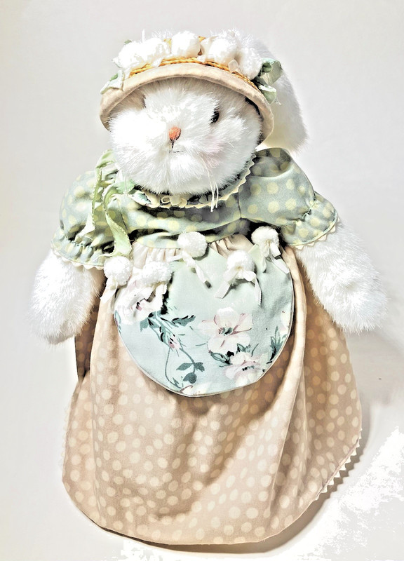 Vintage Hallmark Plush Bunnies By The Bay Rosy Pocketful  Stand Stuff Animal