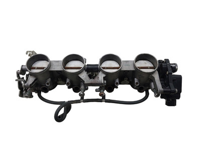 SUZUKI GSX 600 2006 2008 ORIGINAL DROSSELKLAPPENSTUTZEN 1340544G01000