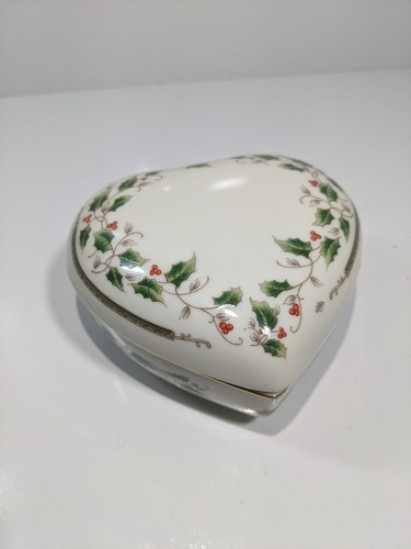 Vintage Heritage House Music Box Porcelain Heart Trinket 1991 Japan Ceramic Gold - Picture 6 of 6