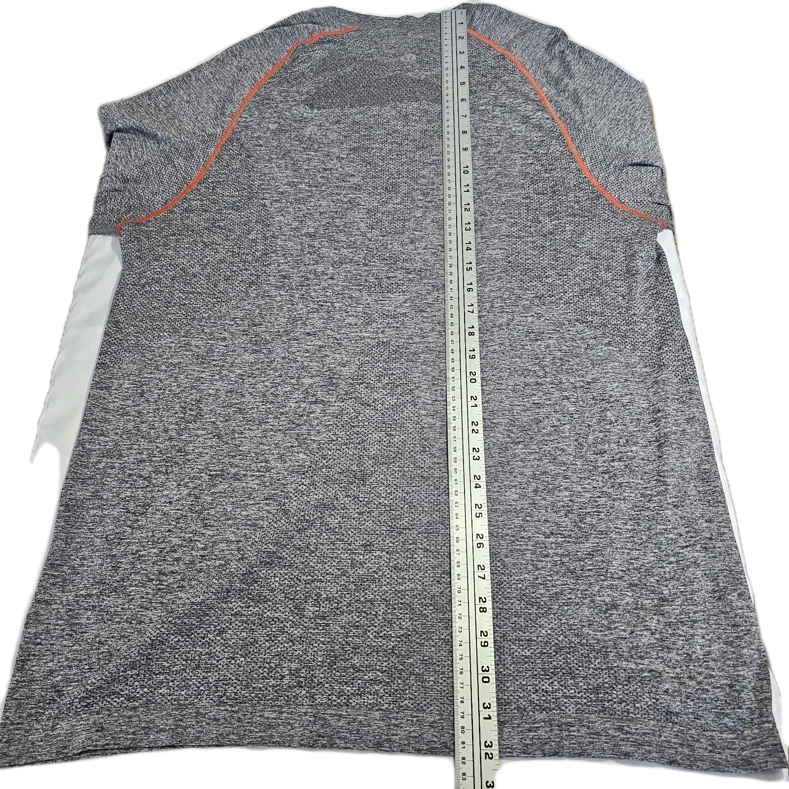 2 Lululemon Heathered Gray Performance Long Sleev… - image 10