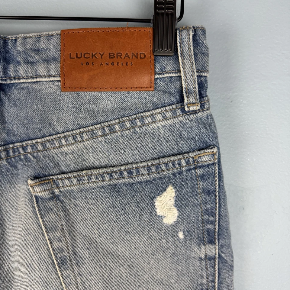 Shorts jeans Lucky Brand feminino 2/26 corte cintura alta azul médio desgastado - Imagem 3 de 4