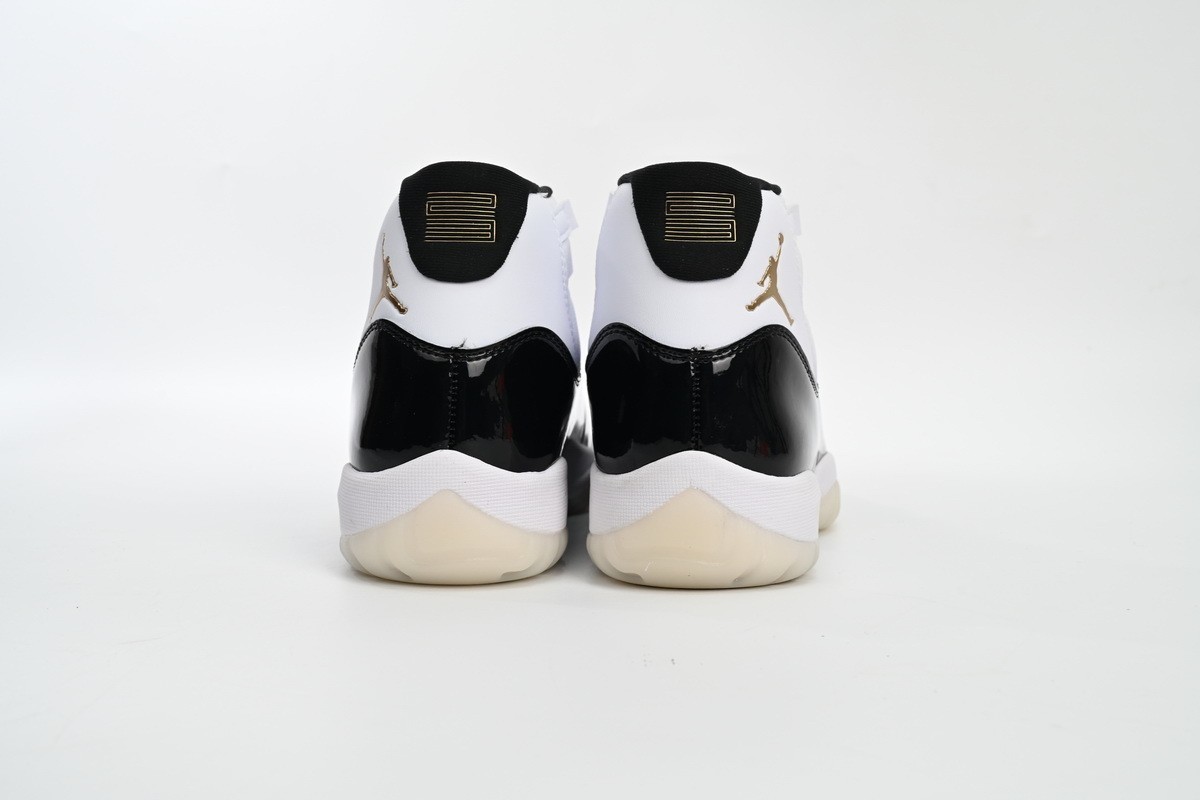 Size 10 - Jordan 11 Retro Mid Gratitude / Defining Moments for