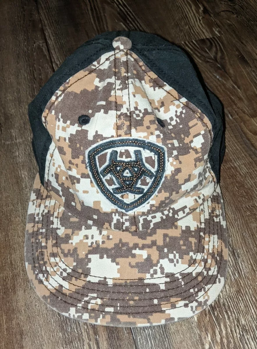 Ariat mens digital camo & black snapback ball cap hat with shield logo One  Size