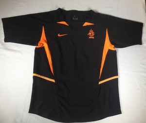 nike black soccer jersey