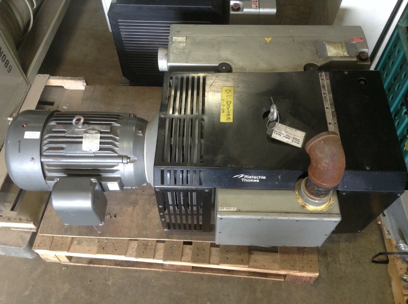 Rietschle Thomas VC 500 (12) Vacuum Pump 20/15 HP 208230/460 VAC