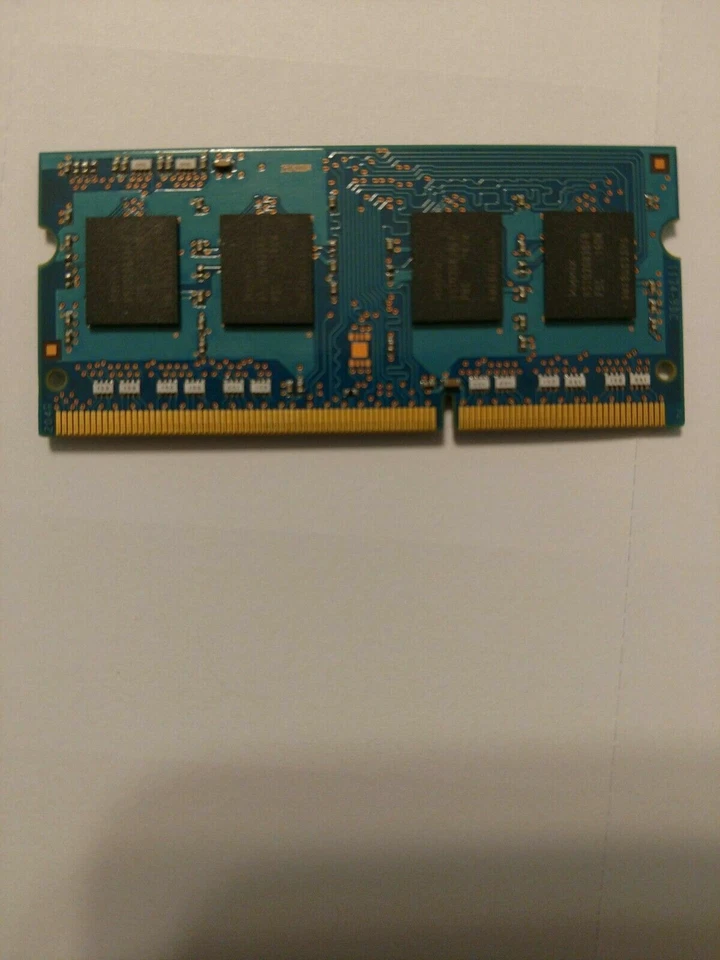 HYNIX (4)x2GB=8GB DDR3 1600Mhz 1Rx8 PC3-12800S-11-10-B2 HMT325S6BFR8C-PB SO-DIMM - Image 4 of 4