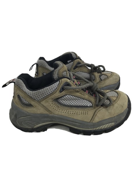 vasque low hikers