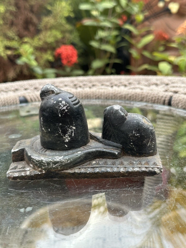 Antigua estatua escultura rara de piedra negra del dios hindú Shiva Lunga Nandi años 1700’s Foto 3 de 4