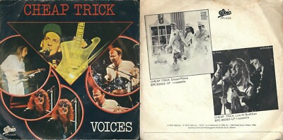 DISC 45 UMDREHUNGEN CHEAP TRICK - VOICES // HOT LOVE