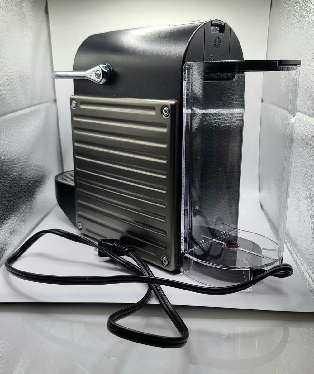 Nespresso Pixie Ⅱ チタン　エスプレッソマシン ブラック レンタル] ネスプレッソ「ピクシー ツー」 チタン - Rentio