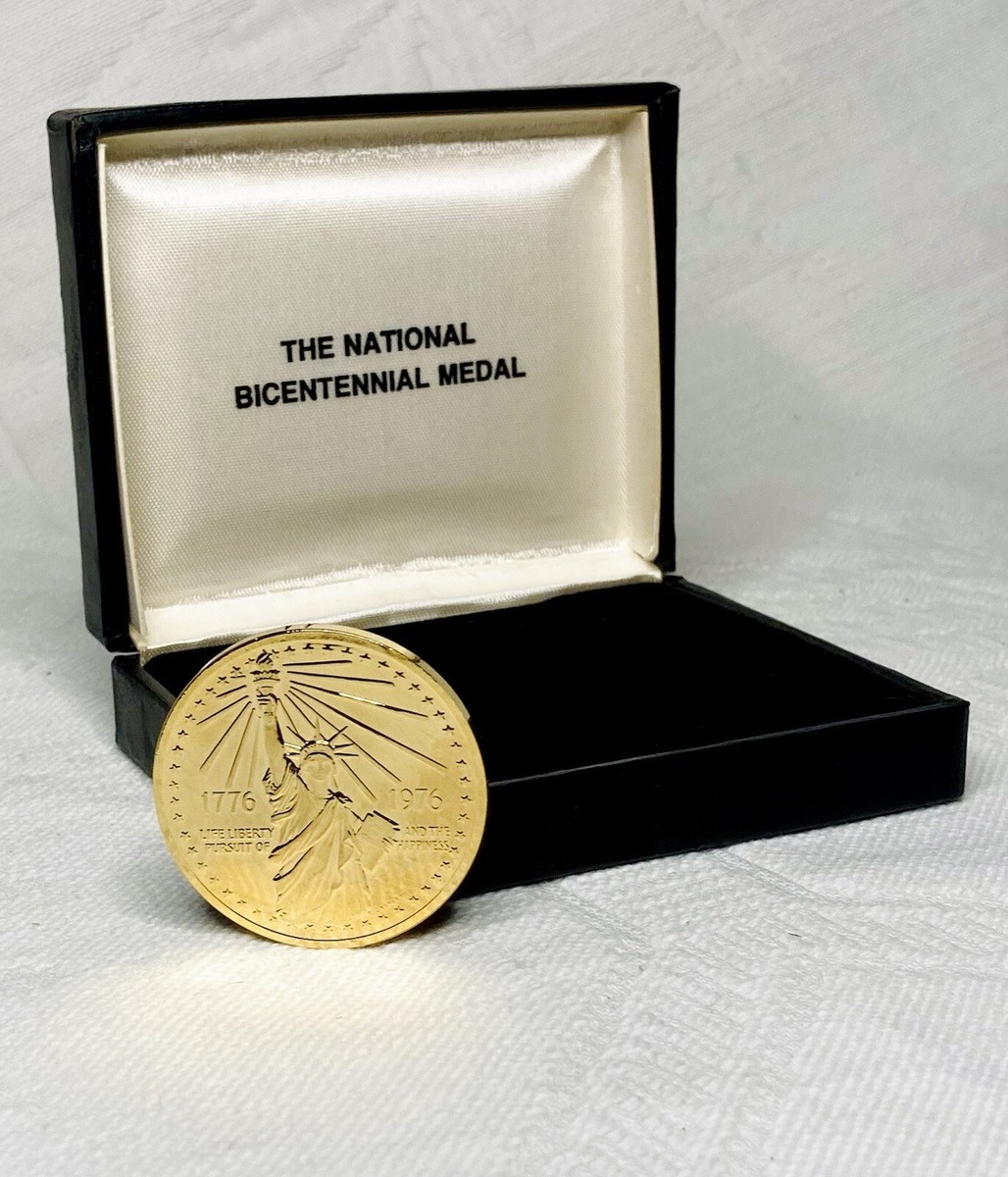 The National Bicentennial Medal Gold Colored Metal 200th