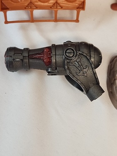 Chap Mei Pirate Expeditions Ship- 2 Figures- Lighted Sound Cannon- Skull Cave - Picture 5 of 11