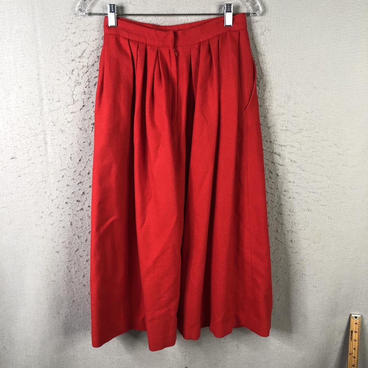 Vintage The Villager Skirt Womens Small Red Wool Blend Pleated