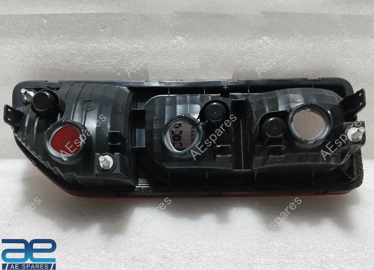 Rear Tail Light Lamp Assembly RH For Suzuki Jimny 1.5L 2023-Now 35650M73T00 view 2