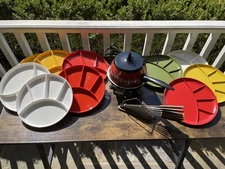 VTG Oster Electric Fondue Set Flame Ombré Colored Forks with Holder & 10 Plates