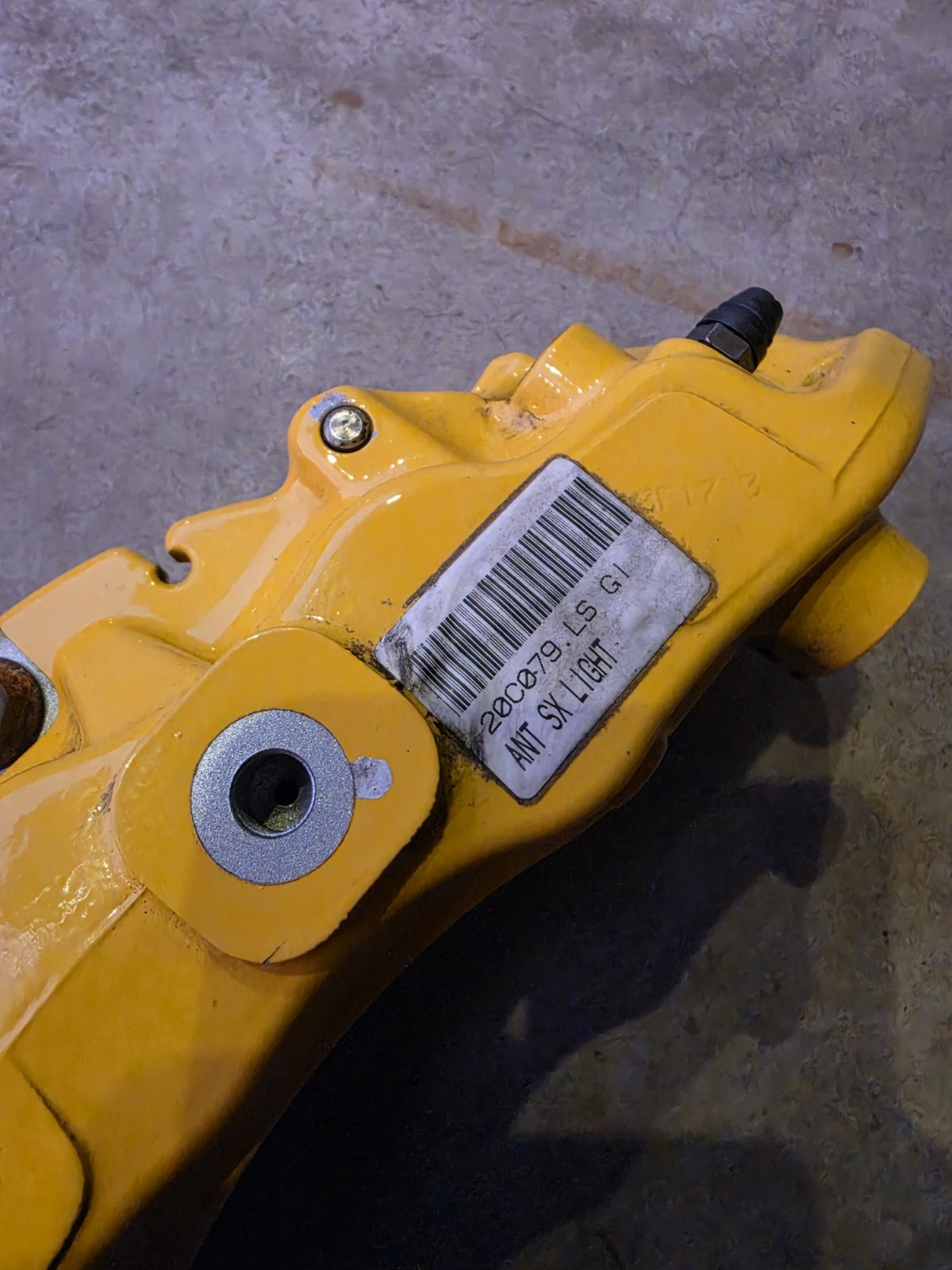 Ferrari California 2008-2014 Front Left Caliper with pads