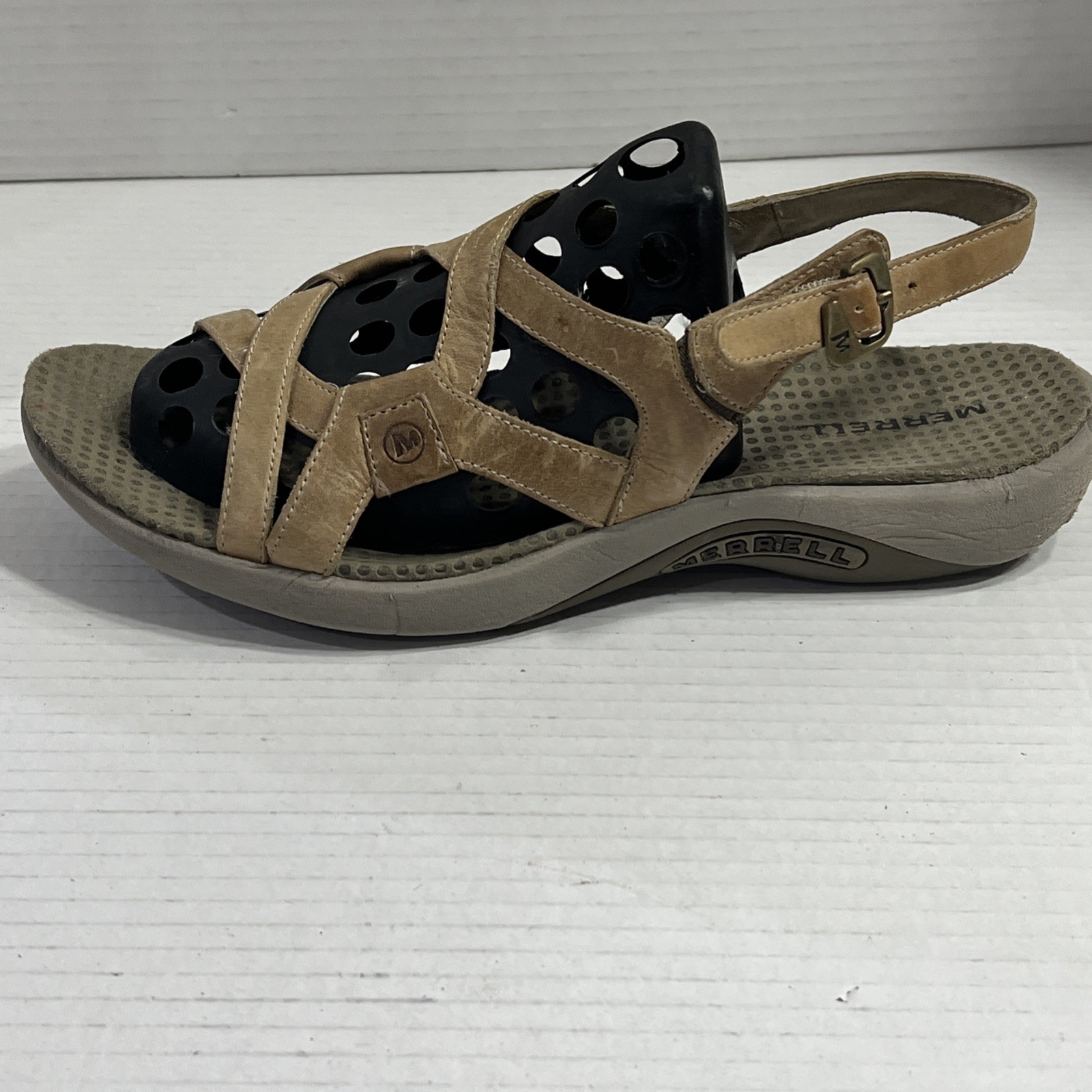 Merrell Bracken Sway Sandali da passeggio comodi in pelle marrone chiaro da donna 9 M