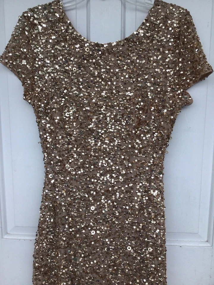 Adrianna Papell Women’s Gold Sleeveless Sequin Gown With Train Size 12. - Image 2 of 4