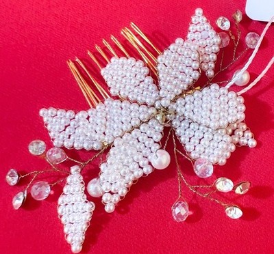 2.5x4    Bridal hair comb White Beads Floral hair Decorative Hair Accessories