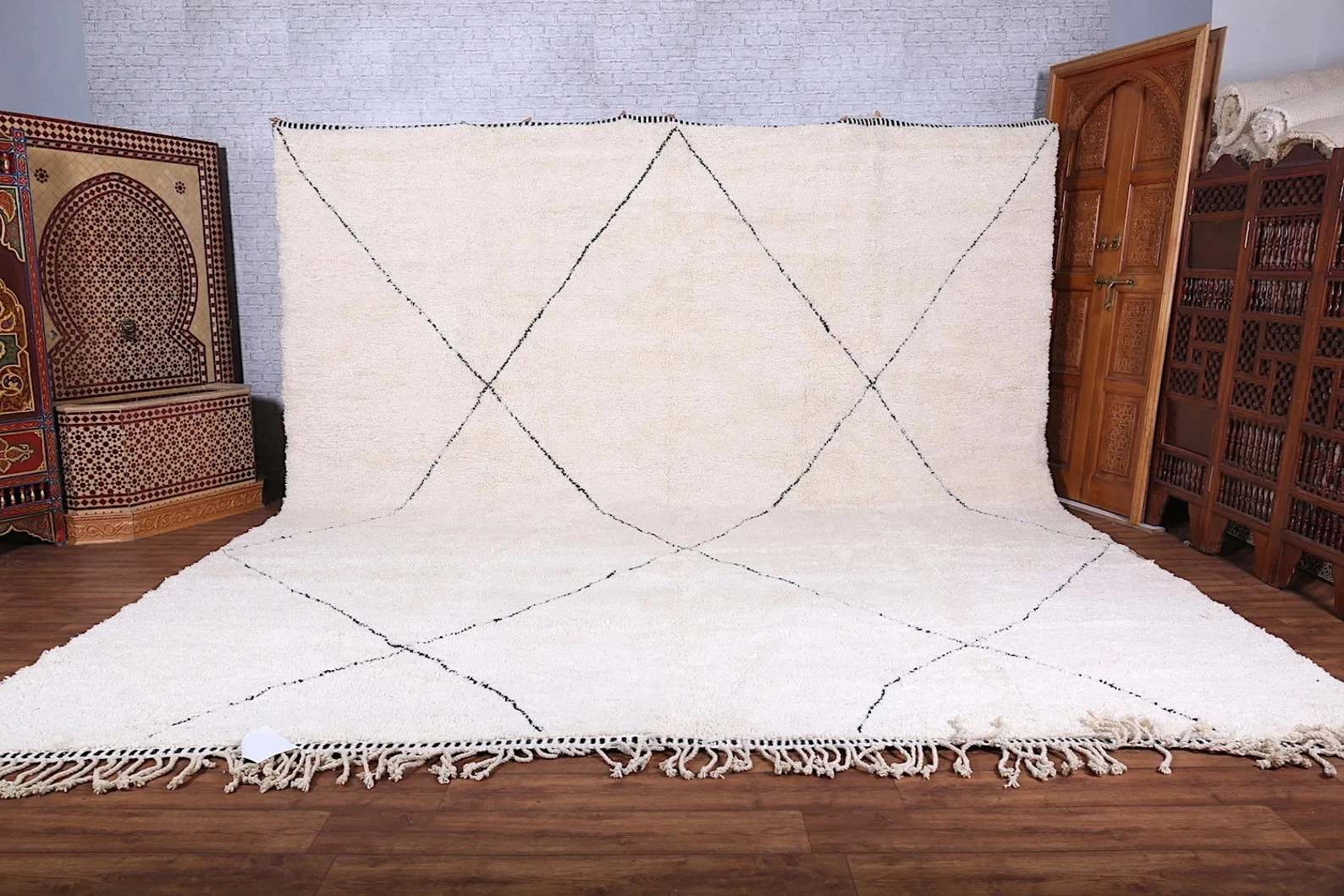 Moroccan rug White, Black hand knotted - Beni ourain rug Handwoven Area Rug.