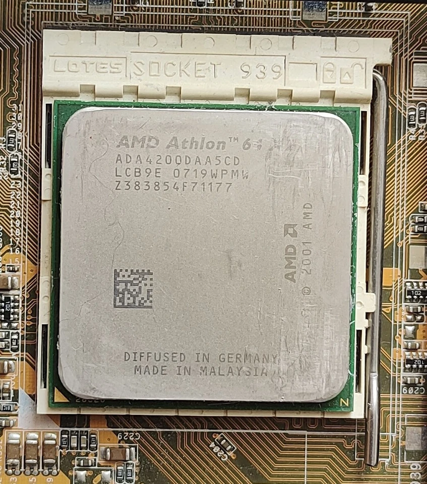 Asus A8V Deluxe Motherboard with Athlon 64 4200+ X2 CPU and 3GB RAM Test OK! 0MD - Image 3 of 4