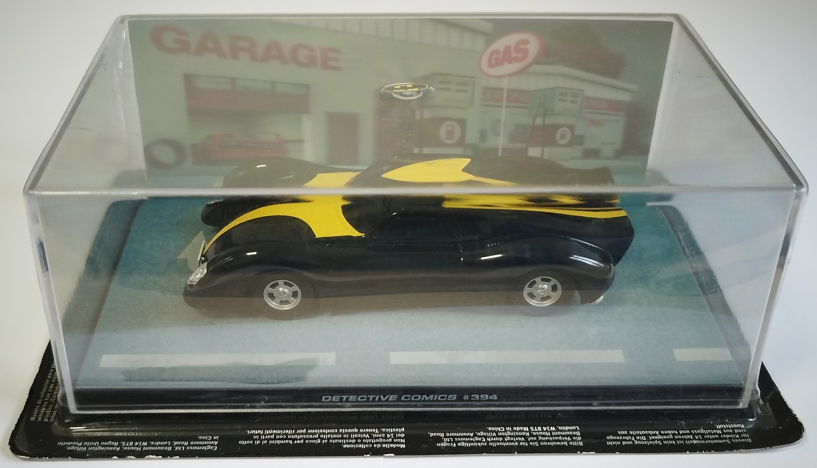 Batman Automobilia Batmobile from Detective Comics 394 Diecast Eaglemoss