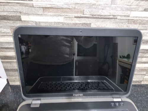 J742 Dell Inspiron 5520 15.6” Laptop i3 No Hdd 4gb Ram No Power Won't Turn On Sp - Picture 2 of 13