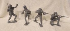 Vintage Marx & Co Soldiers WWII Figures  -Lot Of 4 Super nice lot!