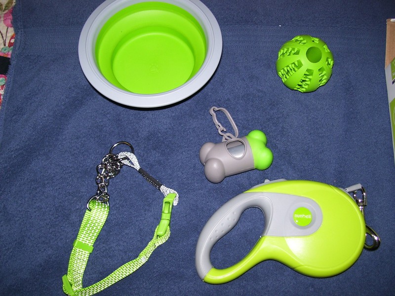 Nunbell 5 piece Outdoor Pet Supply Kit