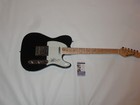 IAN HUNTER SIGNED BLACK ELECTRIC GUITAR MOTT THE HOOPLE  PROOF JSA COA — photo 1