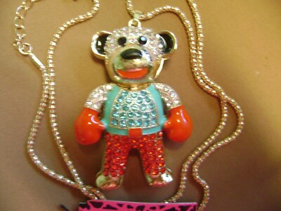 NWT- BETSEY JOHNSON CUTE AQUA CRYSTAL BOXING BEAR PENDANT NECKLACE- USA SELLER