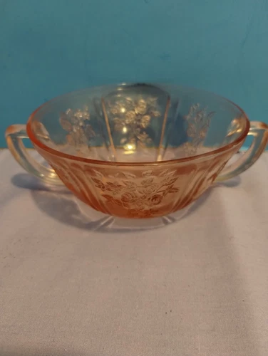 Federal Glass Cabbage Rose/Rose of Sharon Depression Glass Pink Cream Soup Bowl