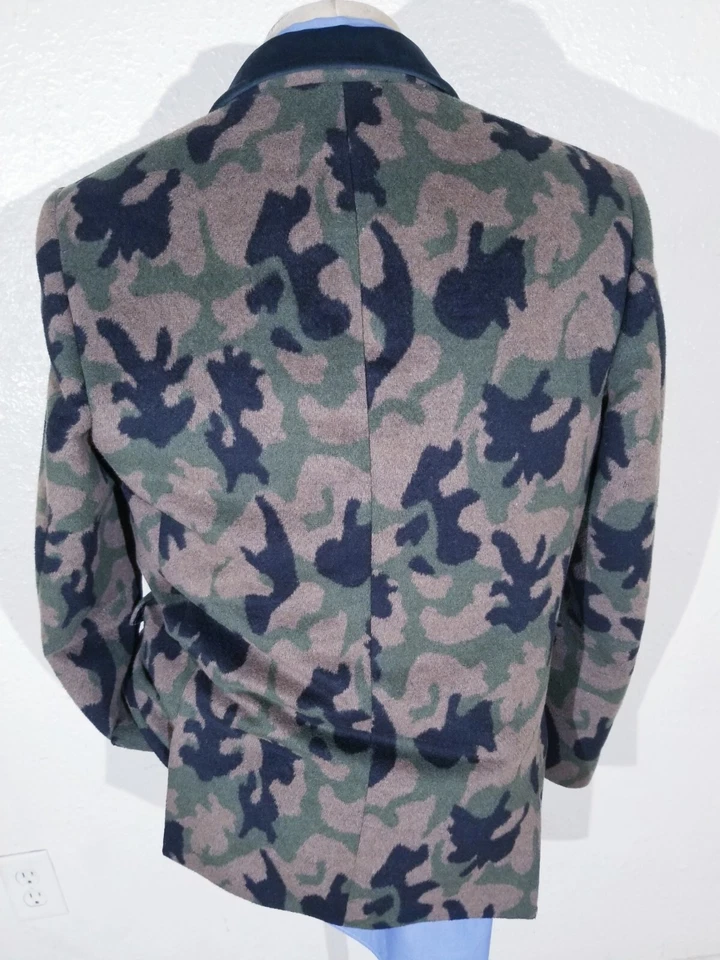 40 M Velvet Dinner Blazer Smoking Jacket Camouflage Frogskin Sport Coat - Image 4 of 4