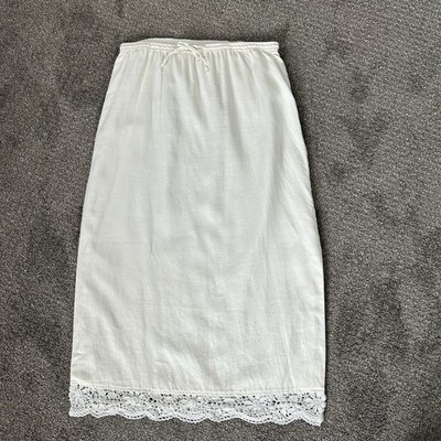 Vintage White Linen Maxi Skirt XL w/Crochet Hem- Boho Cottagecore Festival Flowy