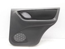 Porte arrière et accessoires Mazda TRIBUTE