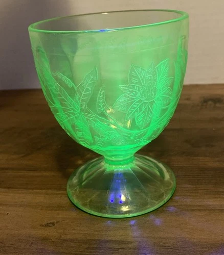 Vintage Green Uranium Depression Glass Jeanette Poinsettia Sherbet Dish