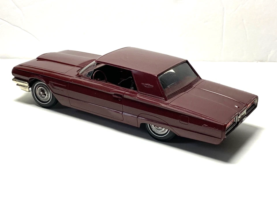 Vintage AMT 1965 Maroon Ford Thunderbird Dealer Promo Car Hardtop - Image 3 of 4