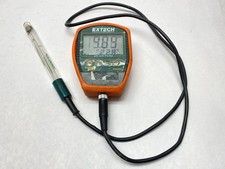Extech PH220 Waterproof Palm PH Meter With Pr...