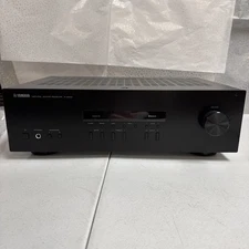 Yamaha Natural Sound Stereo Reciever R-S202 Bluetooth - Black