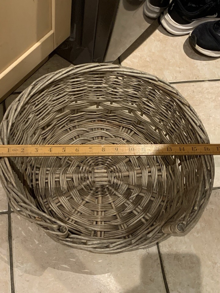 Wicker Pet Bed Basket Small Dog or Cat eBay