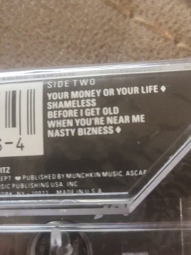 DWEEZIL ZAPPA MY GUITAR WANTS TO KILL YOUR MAMA 1988 VINTAGE CASSETTE Chrysalis - Picture 5 of 5