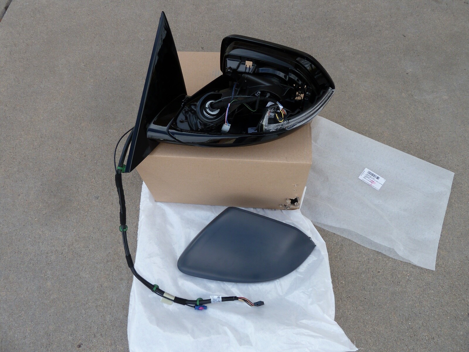 NEW Lamborghini Urus Left Driver Door Exterior Rear View Powered Mirror W Camera