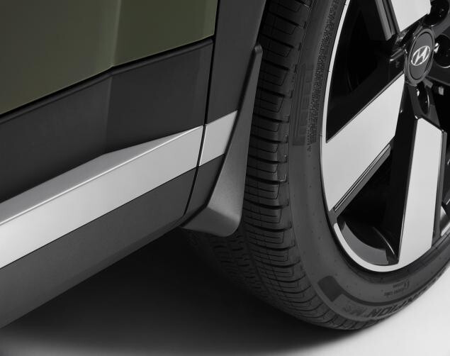OEM 24-25 Hyundai Santa Fe Front & Rear Mud Flaps (R6F46ACA00