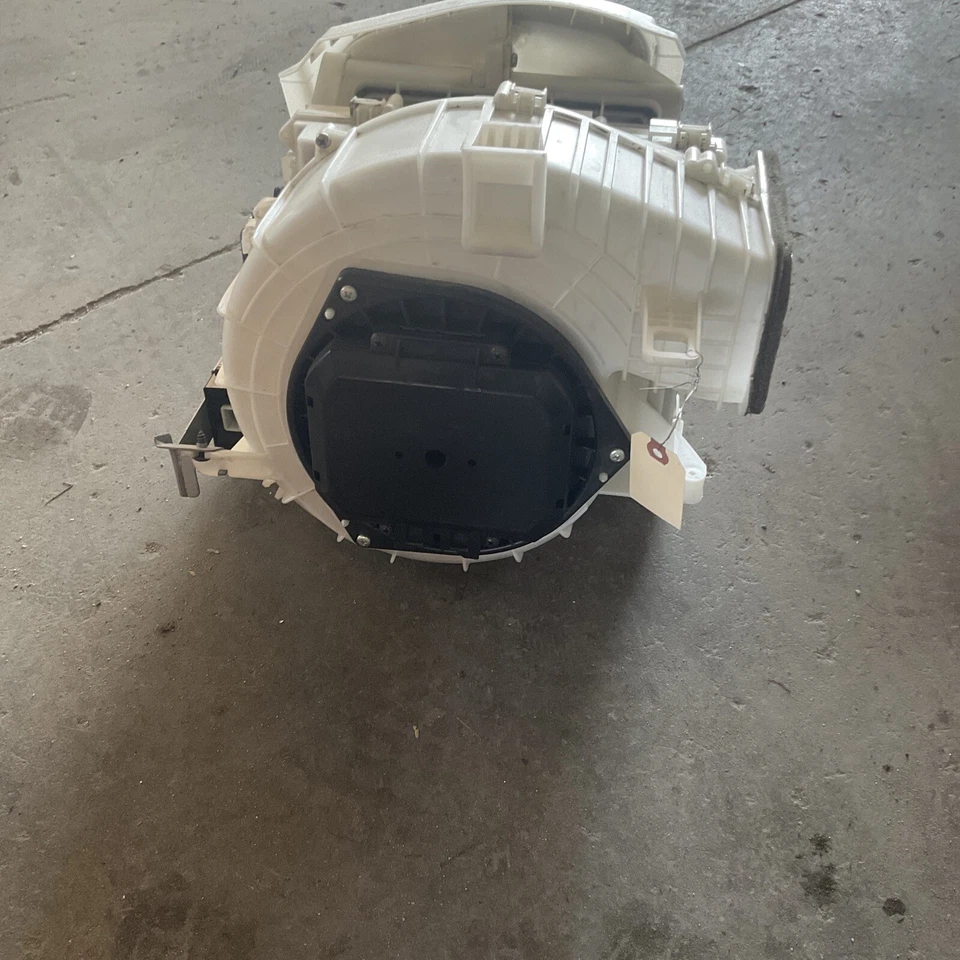 Conjunto soplador delantero Infiniti G35 G37 07-13 27200-1NA0A Foto 2 de 4